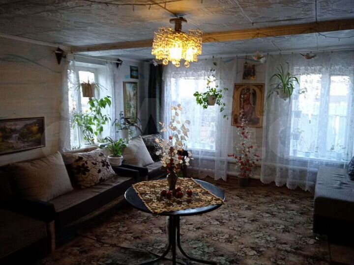 Комната 10 м² в 4-к., 1/1 эт.