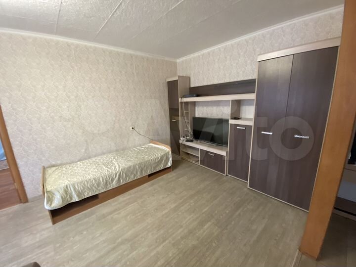 2-к. квартира, 55 м², 1/5 эт.