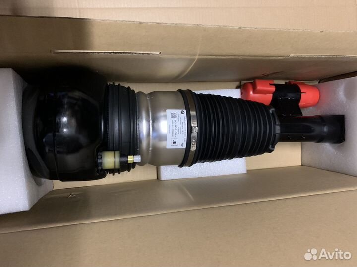 Пневмостойка передняя левая BMW 7 G11 G12