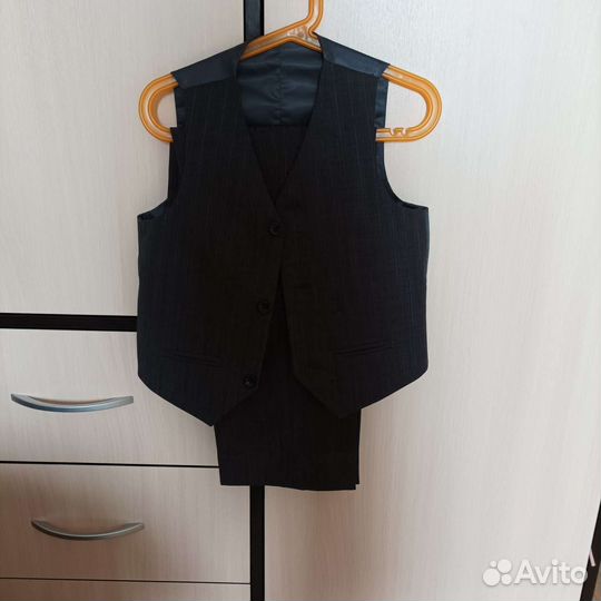 Костюм тройка для мальчика