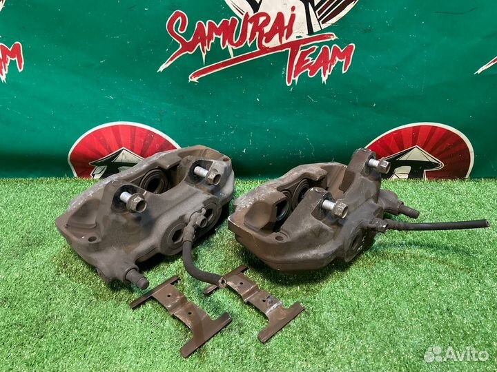 Суппорта пара передняя Lexus Gs350 GRS191 2GR-FSE