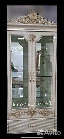 Шкаф витрина для посуды