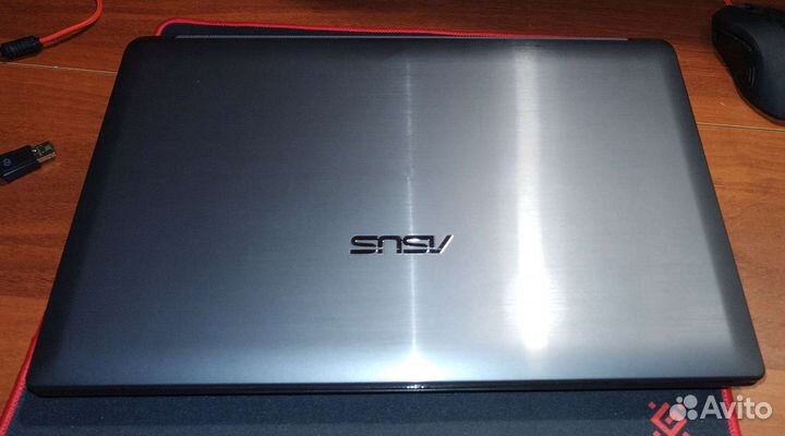 Ноутбук asus