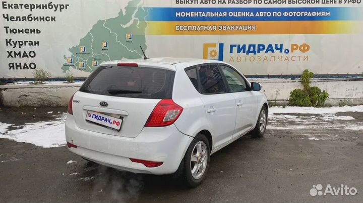 Молдинг крыши правый Kia Ceed (ED) 87220-1H000