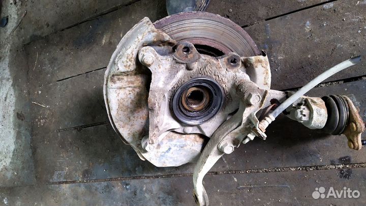 Кулак поворотный в сборе Toyota 4Runner surf