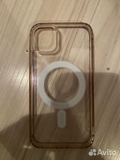 Чехол на iPhone 11