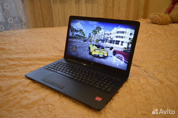 Отличный новый ноутбук HP для учебы,игр,бизнеса