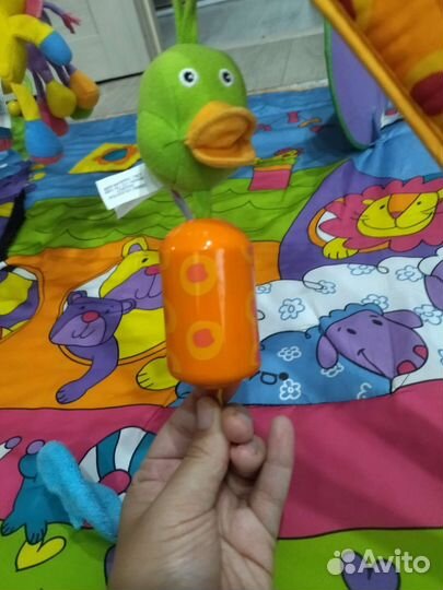 Коврик развивающий tiny love