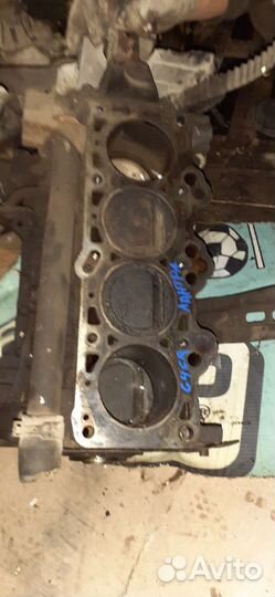 Блок в сборе hyundai лантра 1.8 G4GR