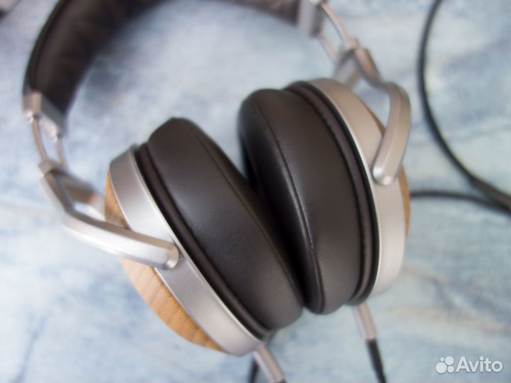 Наушники Denon AH-D9200