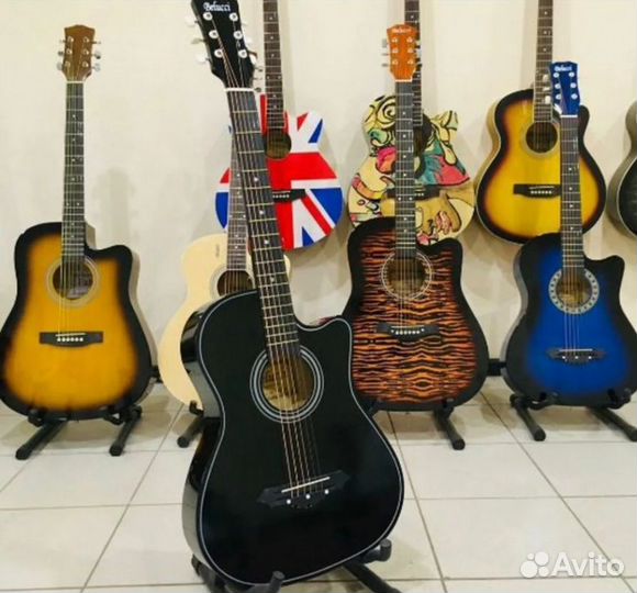 Гитары акустические и классические, укулеле
