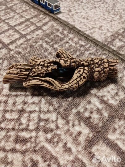 Коряга в аквариум средняя