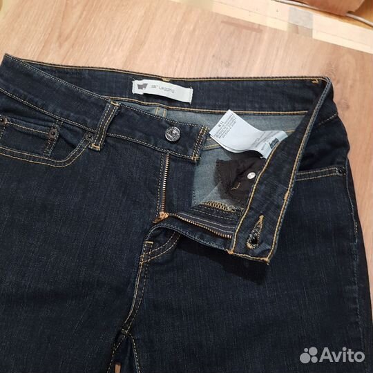 Джинсы Levi's