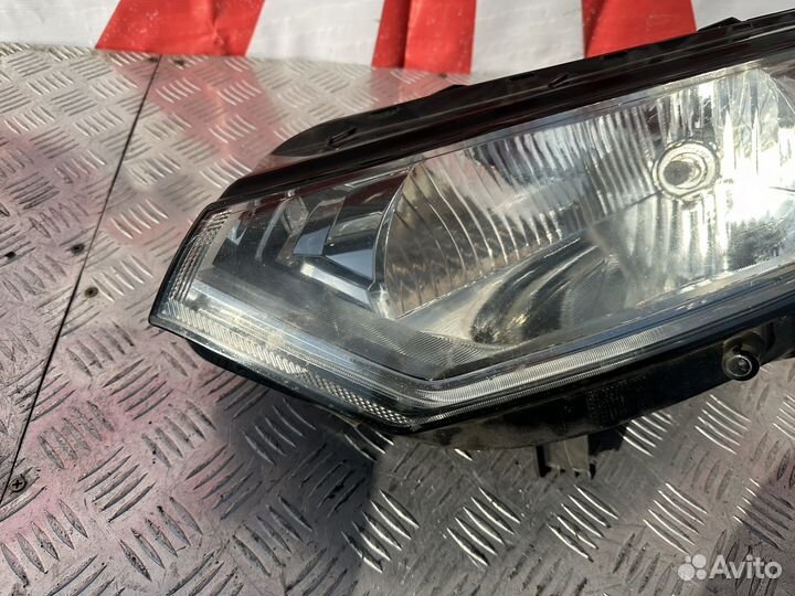 Фара галоген левая Ford EcoSport 2014-2018