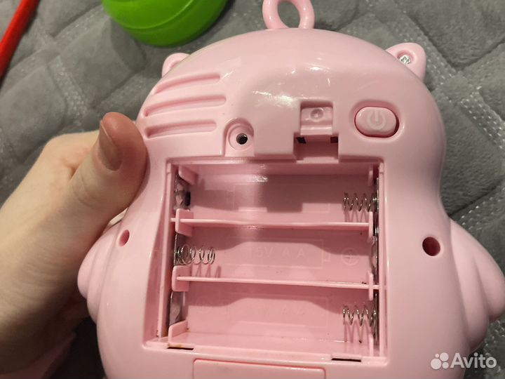 Рабочий Мобиль в кроватку розовый с пультом