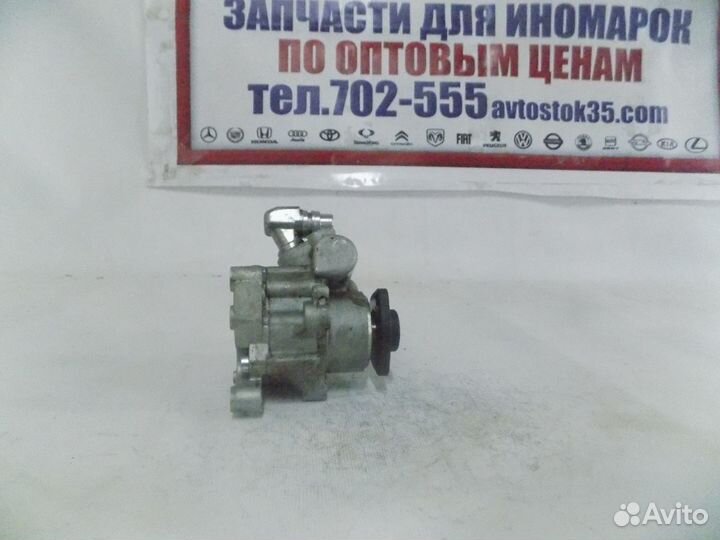 Насос гур Mercedes ML (98-05) V301843