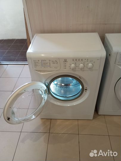 Стиральная машина Indesit 5кг