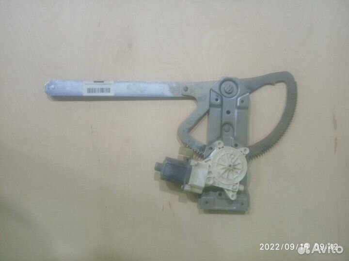 Стеклоподъемник mercedes spinter