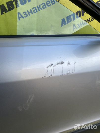 Дверь передняя правая Audi 80