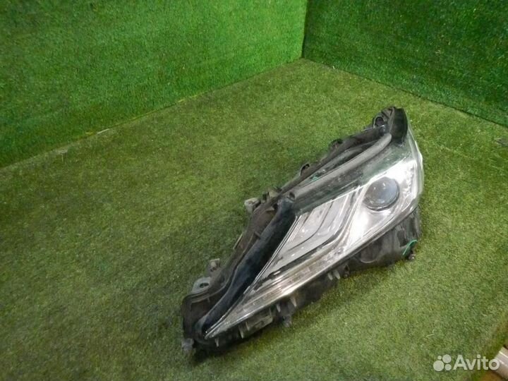 Фара левая Toyota Camry XV70 (2018-2021) LED