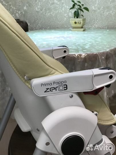 Стульчик для кормления Peg Perego Zero