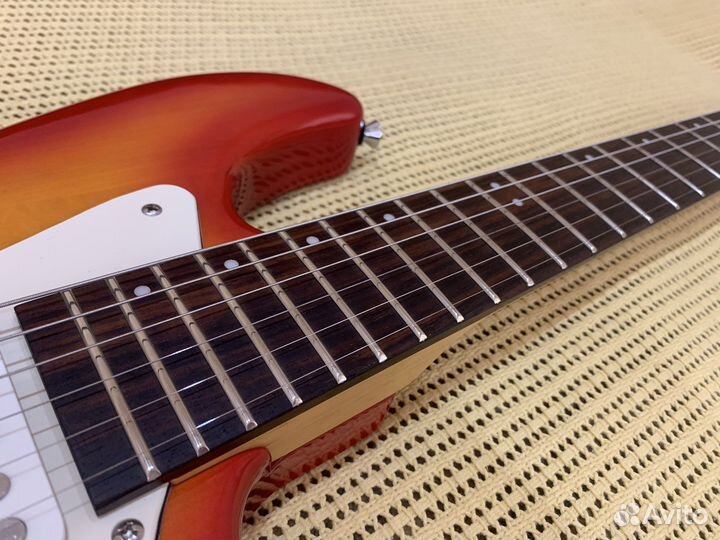 Электрогитара