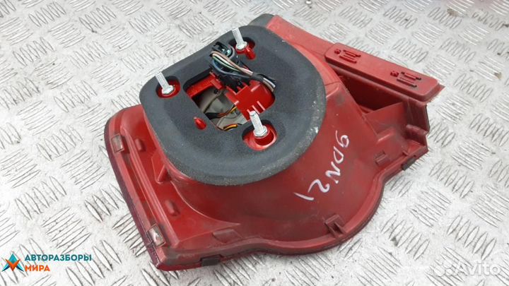 Фонарь задний правый Volkswagen Passat B6 2007