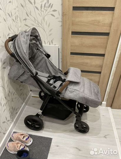 Коляска прогулочная, всесезонная