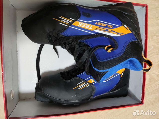 Лыжные ботинки