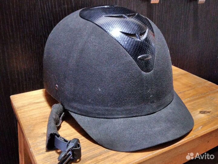 Шлемы для верховой езды