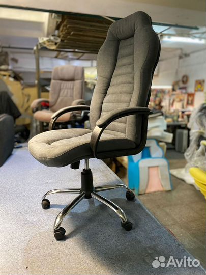 Компьютерное кресло