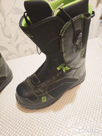 Сноубордические ботинки Forum 42
