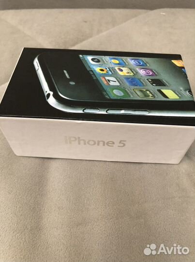 Коробка от iPhone 5