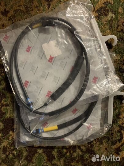 Трос стояночного тормоза mazda 3bk