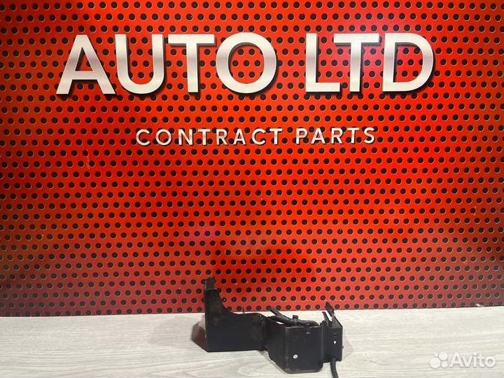 Пластик моторного отсека Land Rover Range Rover