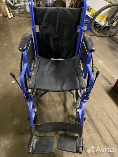 Инвалидная коляска складная бу