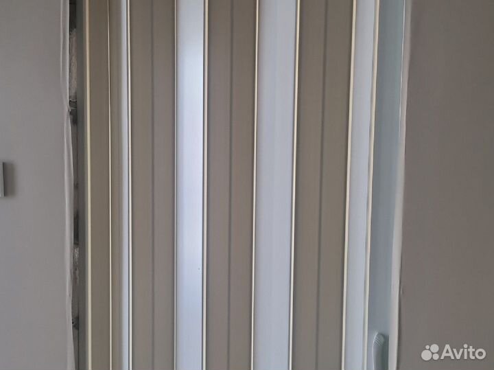 Дверь гармошка с магнитным замком