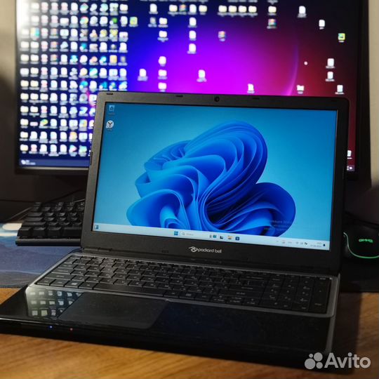 Ноутбук на Windows 11