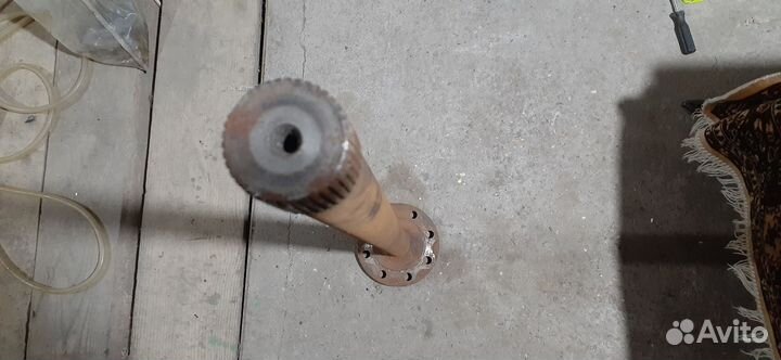 Полуось левая мерседес варио 815д б/у