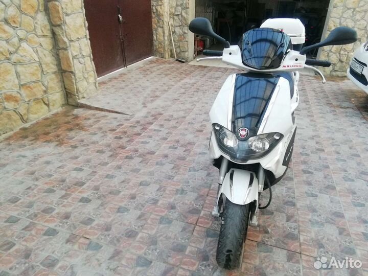 Скутер Gilera