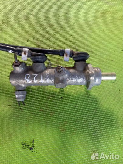 Тормозной цилиндр-главный лт-28