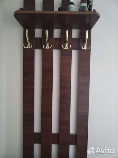 Вешалка в прихожую