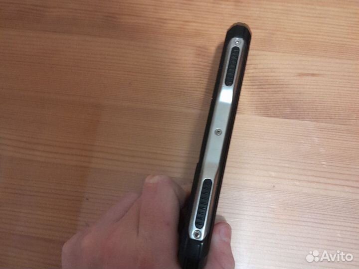 Samsung B2700