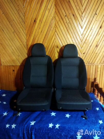 Новые Сиденья Завод Приора 2 весь комплект