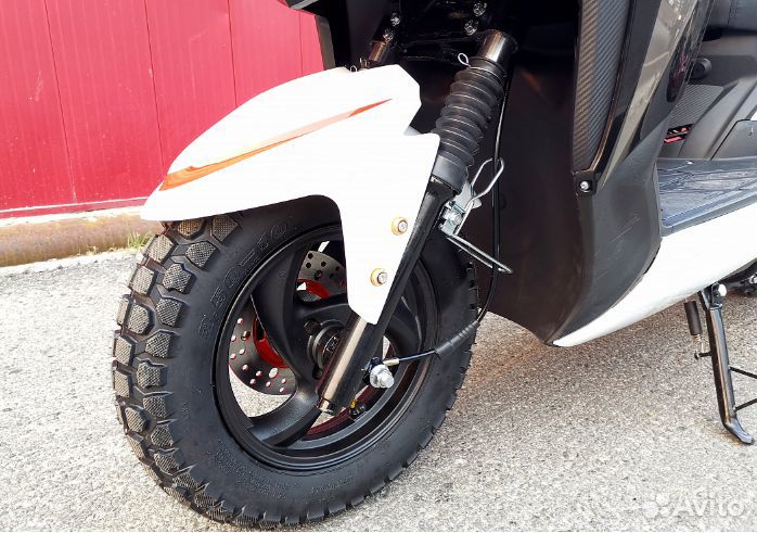 Скутер X-motors city PRO