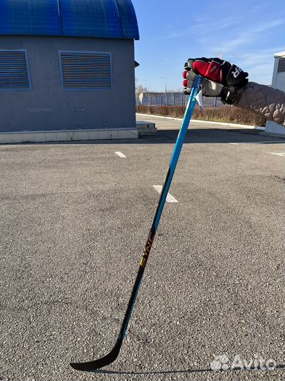 Клюшка хоккейная