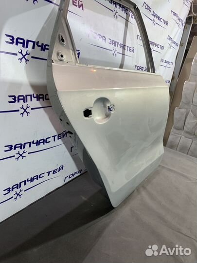 Дверь задняя правая Volkswagen Polo 6RU833056D