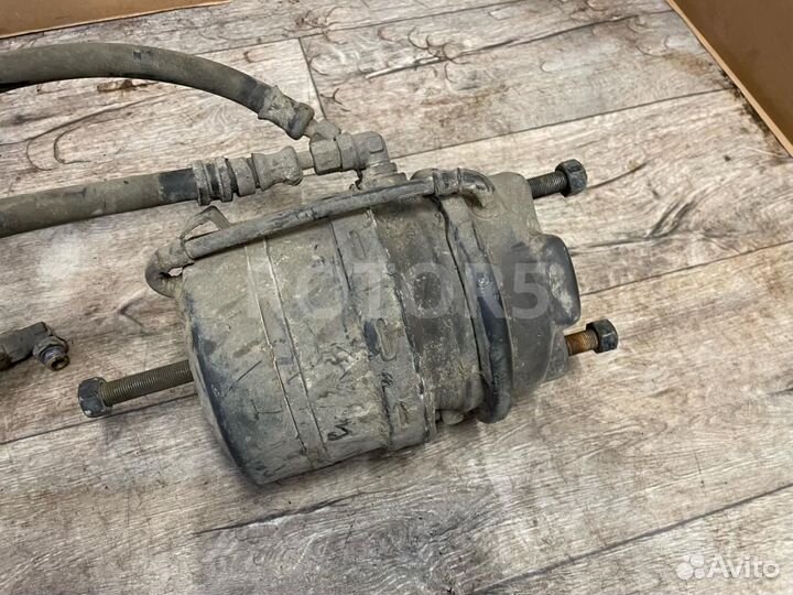 Энергоаккумулятор передний Volvo FH 3 2015