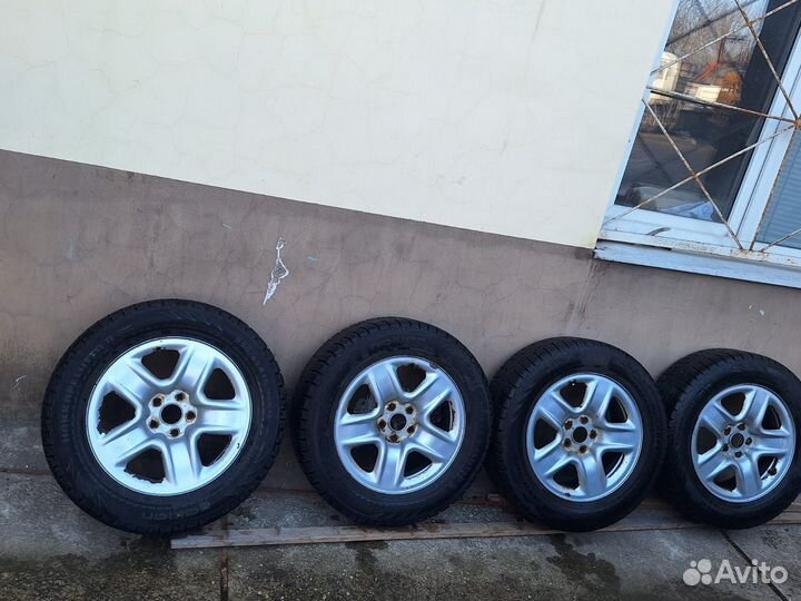 Nokian Tyres Hakkapeliitta R 225/65 R17 106R
