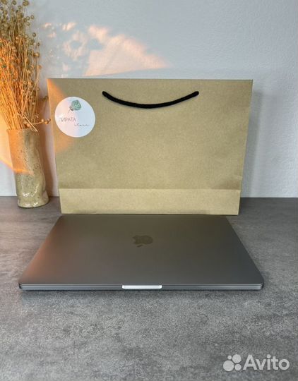 Macbook pro 13 m1 16gb 256gb